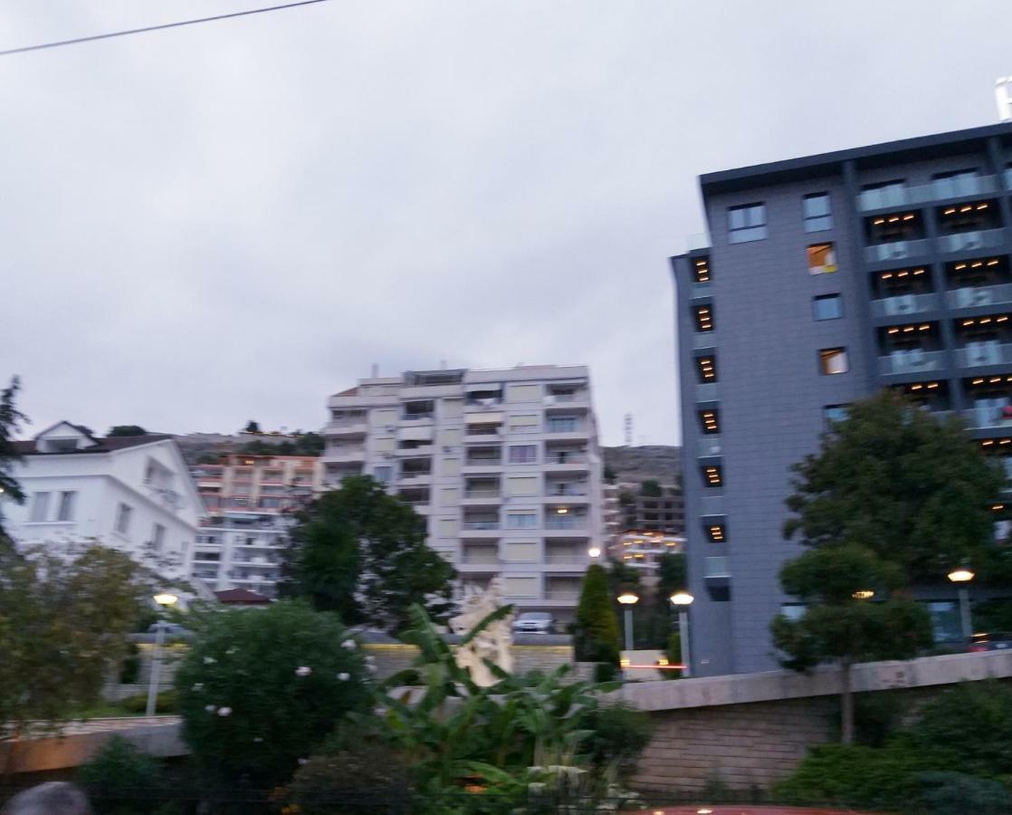 Iraa'S Apartment ساراندا المظهر الخارجي الصورة